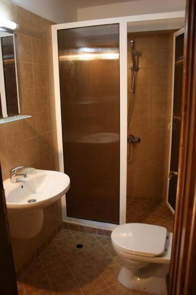 Complex Kosovo Houses Rom bilde