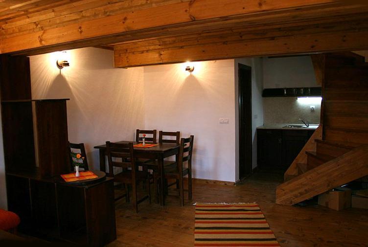 Complex Kosovo Houses Rom bilde