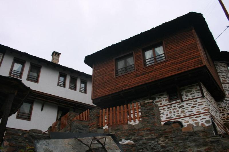 Complex Kosovo Houses Eksteriør bilde