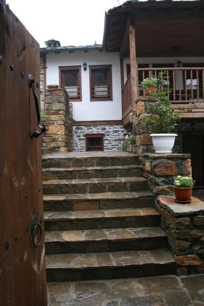 Complex Kosovo Houses Eksteriør bilde